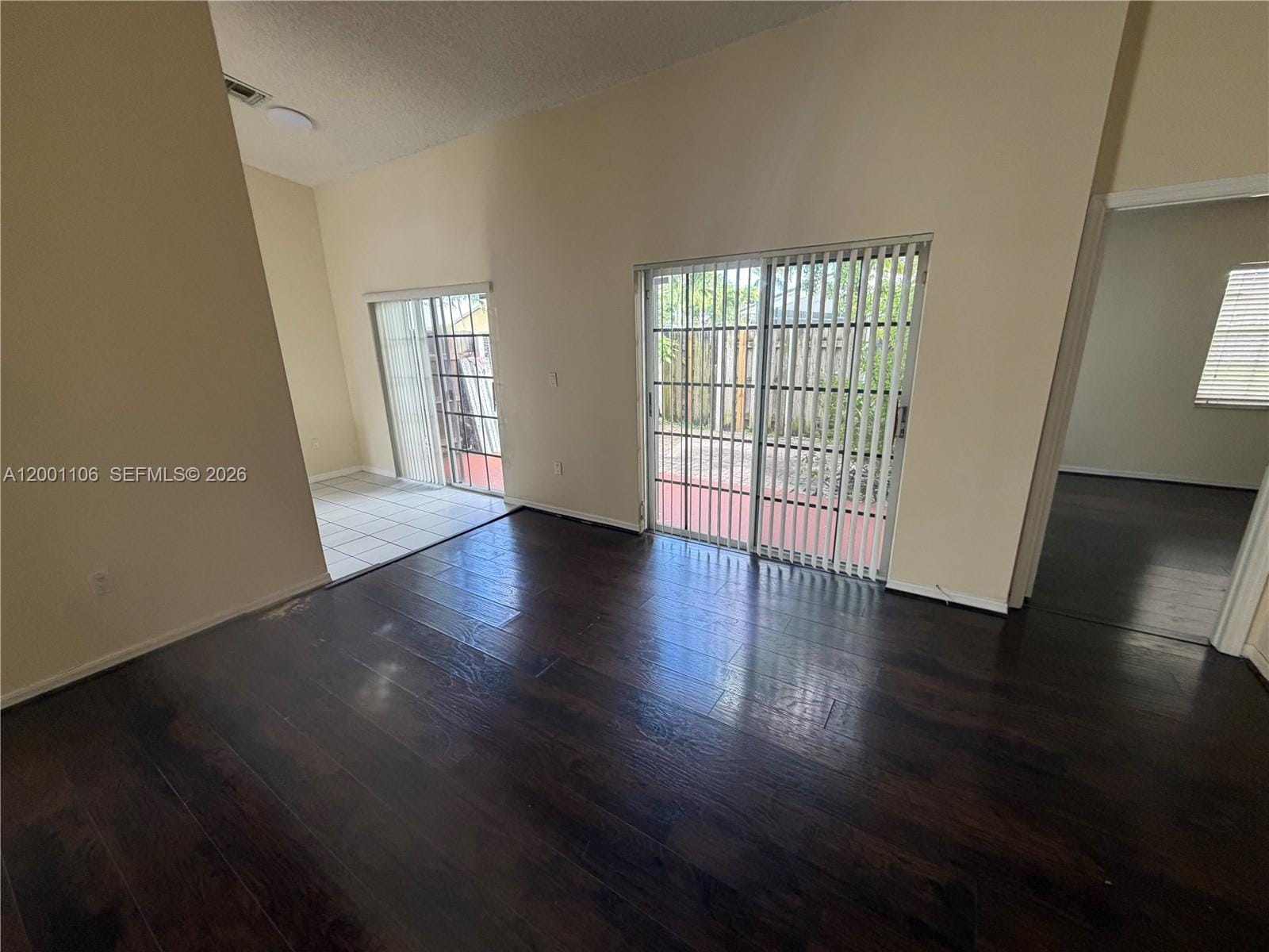 960 NE 214th Lane 960-04 — photo 9