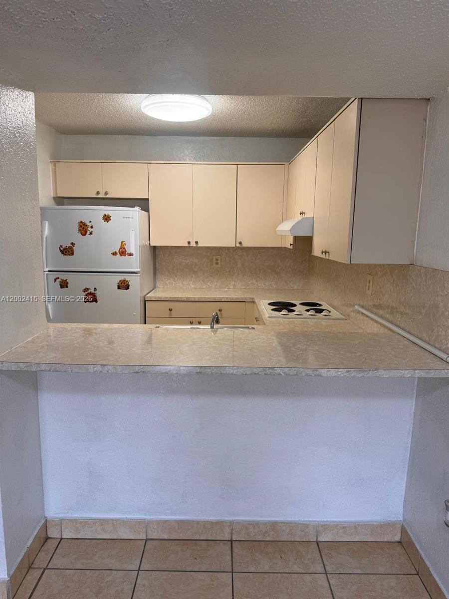 180 Royal Palm Road 216, Hialeah Gardens, FL 33016, Hialeah Gardens