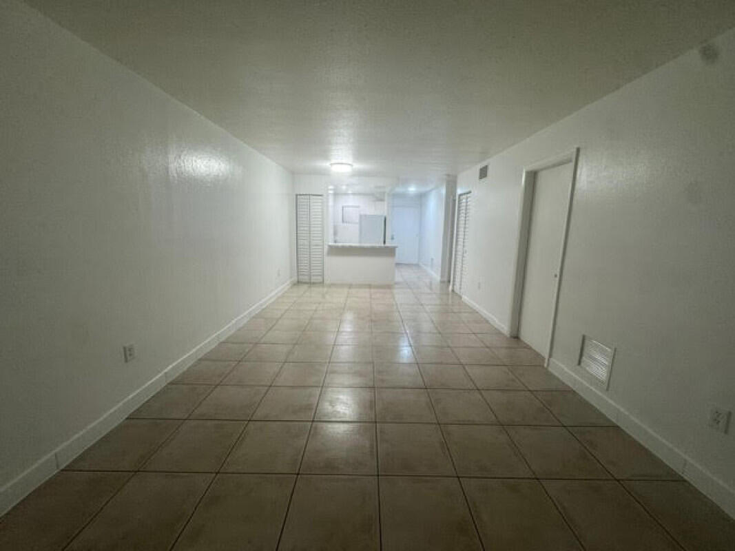 5525 SW 41st Street 122, Pembroke Park, FL 33023, Pembroke Park