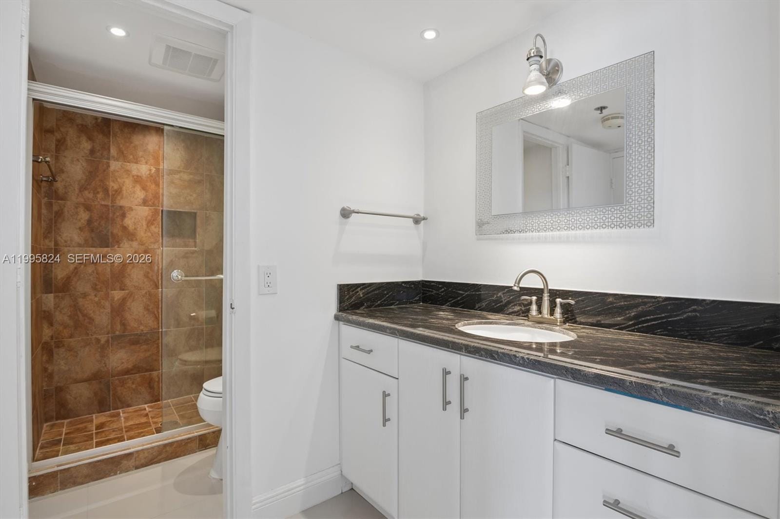 20225 NE 34th Court 2411 — photo 11