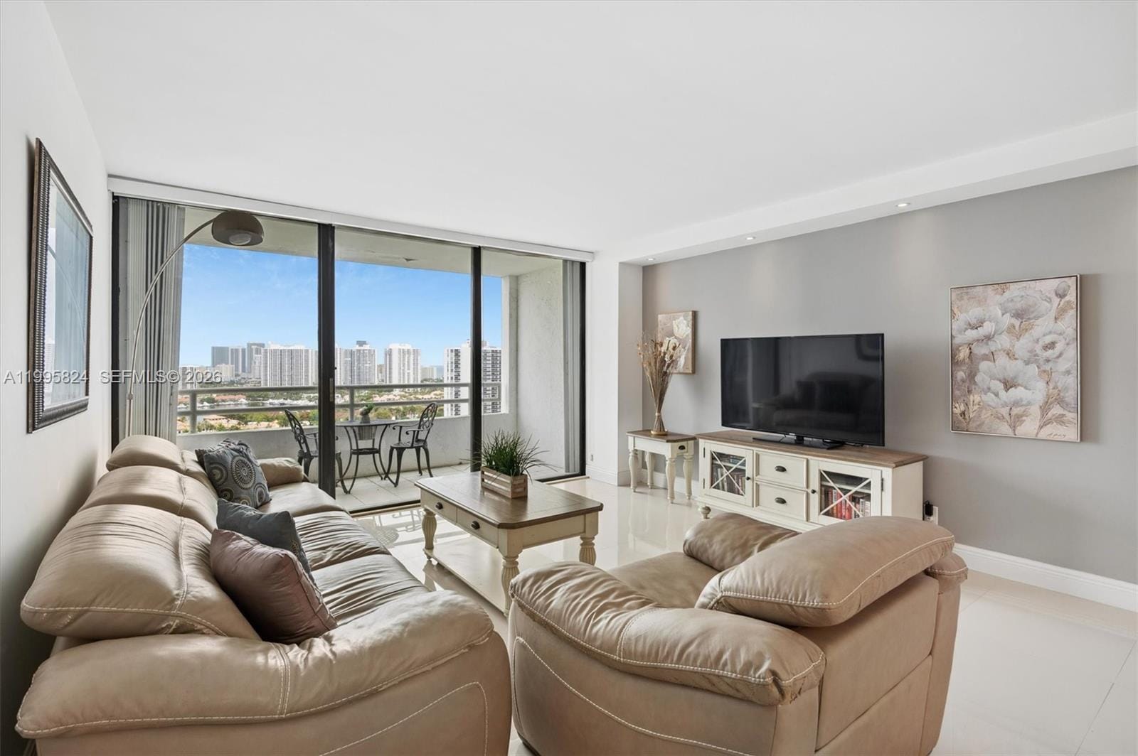 20225 NE 34th Court 2411 — photo 4