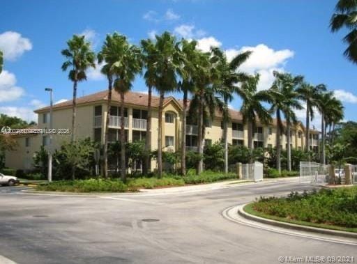 460 S Park Road 6306, Hollywood, FL 33021 photo 2