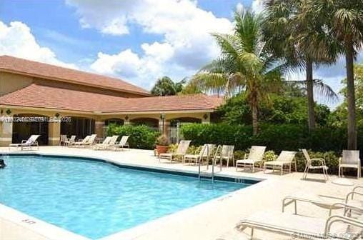 460 S Park Road 6306, Hollywood, FL 33021 photo 8