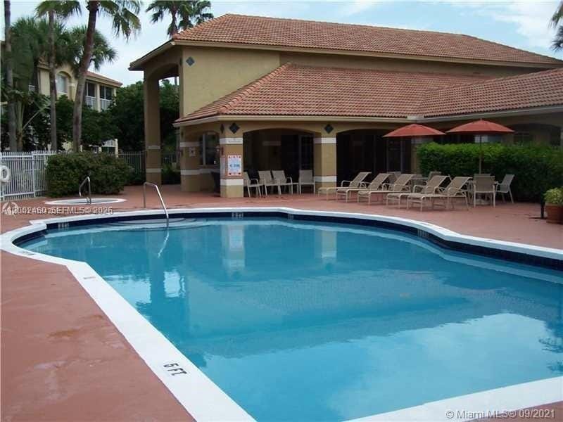 460 S Park Road 6306, Hollywood, FL 33021 photo 10