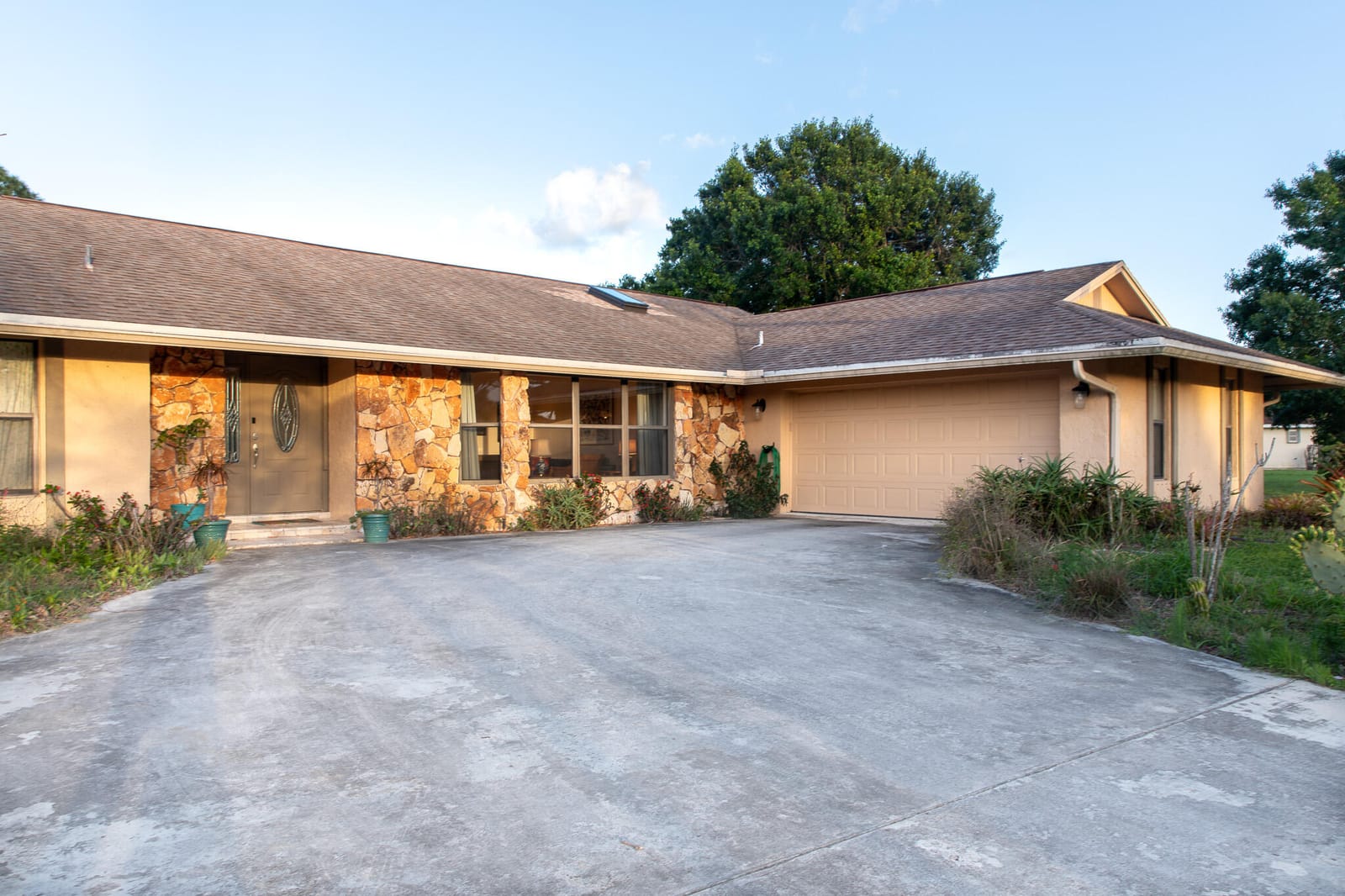 2681 SE Delong Road, Port St. Lucie, FL 34952