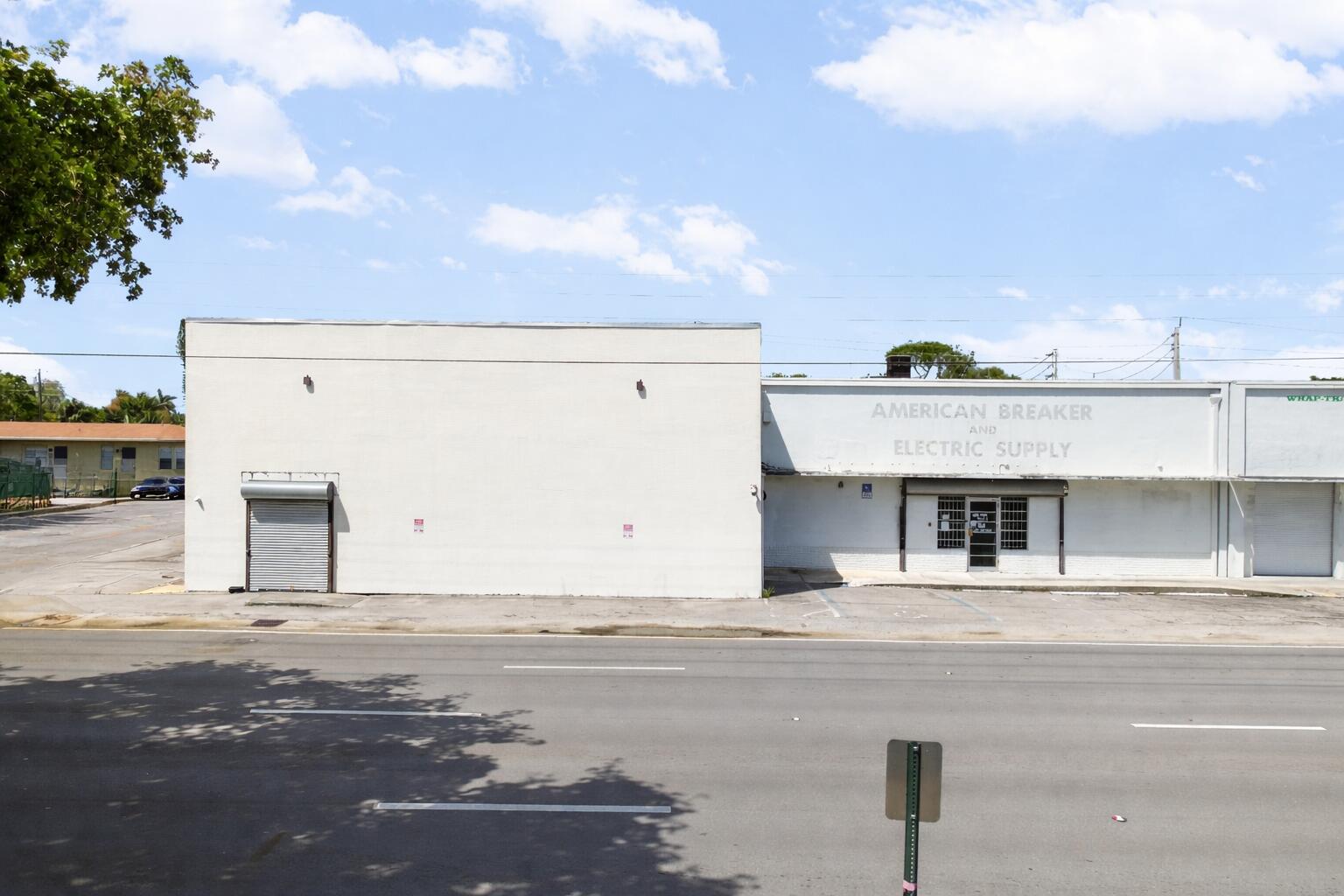1800 N Dixie Highway, Hollywood, FL 33020, Hollywood
