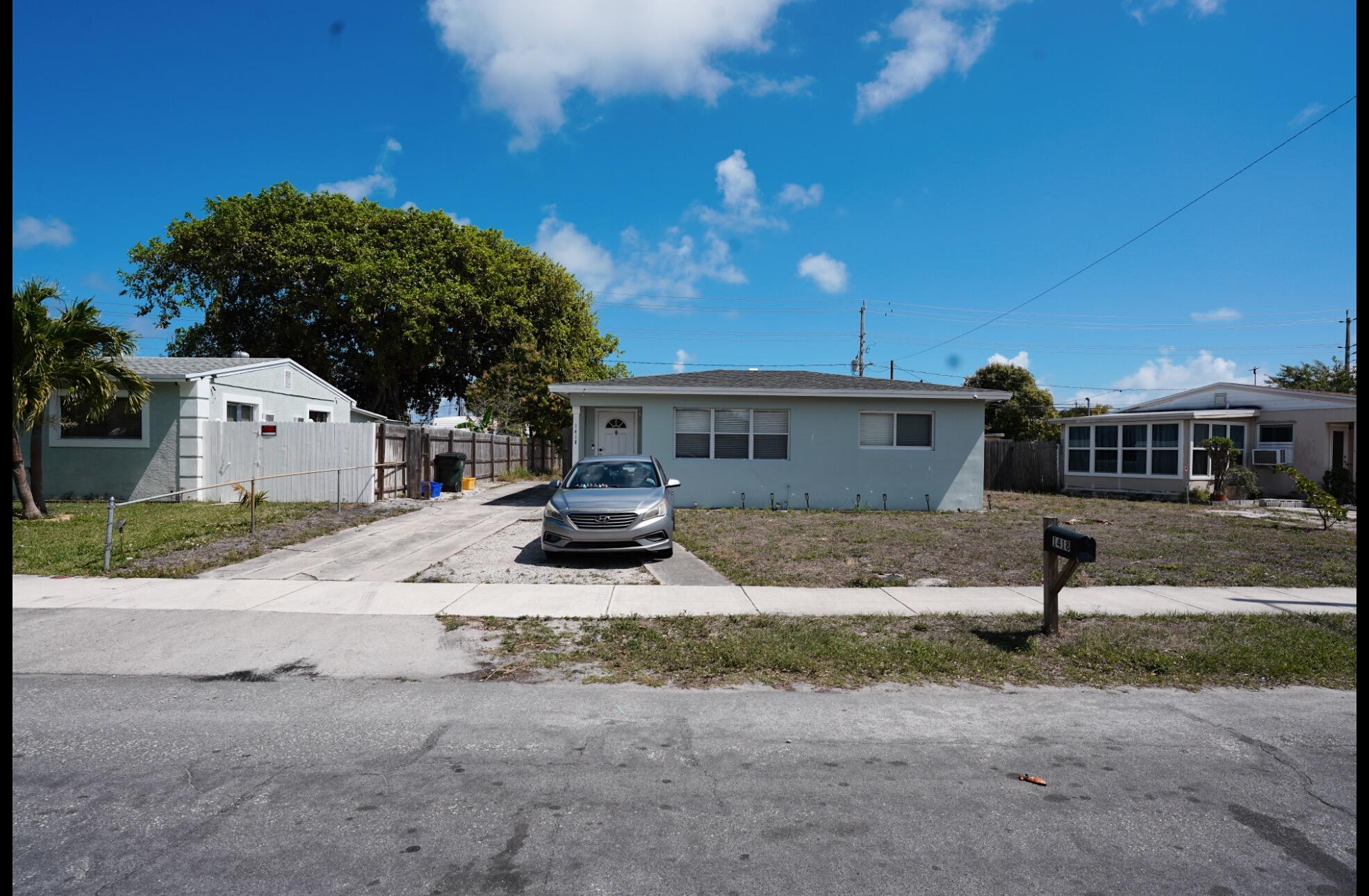 1418 S H Street, Lake Worth Beach, FL 33460, Lake Worth Beach