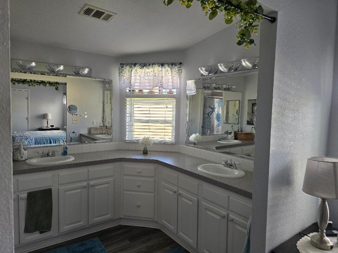 337 Seahorse Terrace, Fort Pierce, FL 34982 photo 13