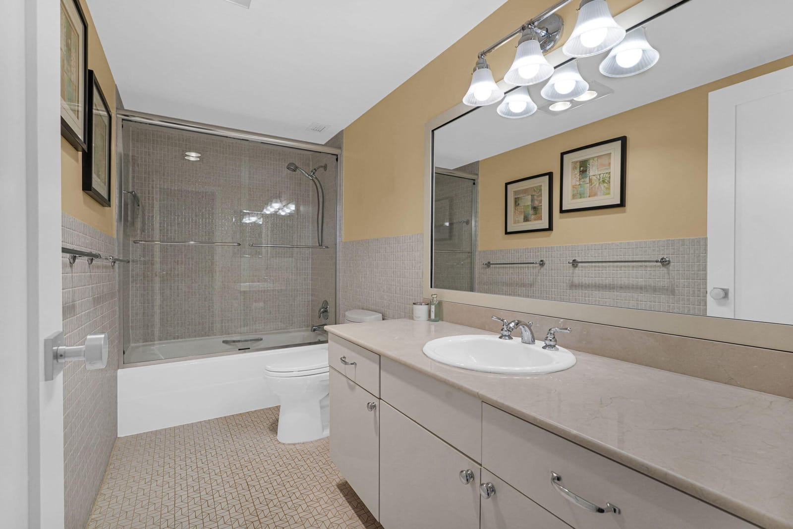 1701 S Ocean Drive 203, Hollywood, FL 33019 photo 10