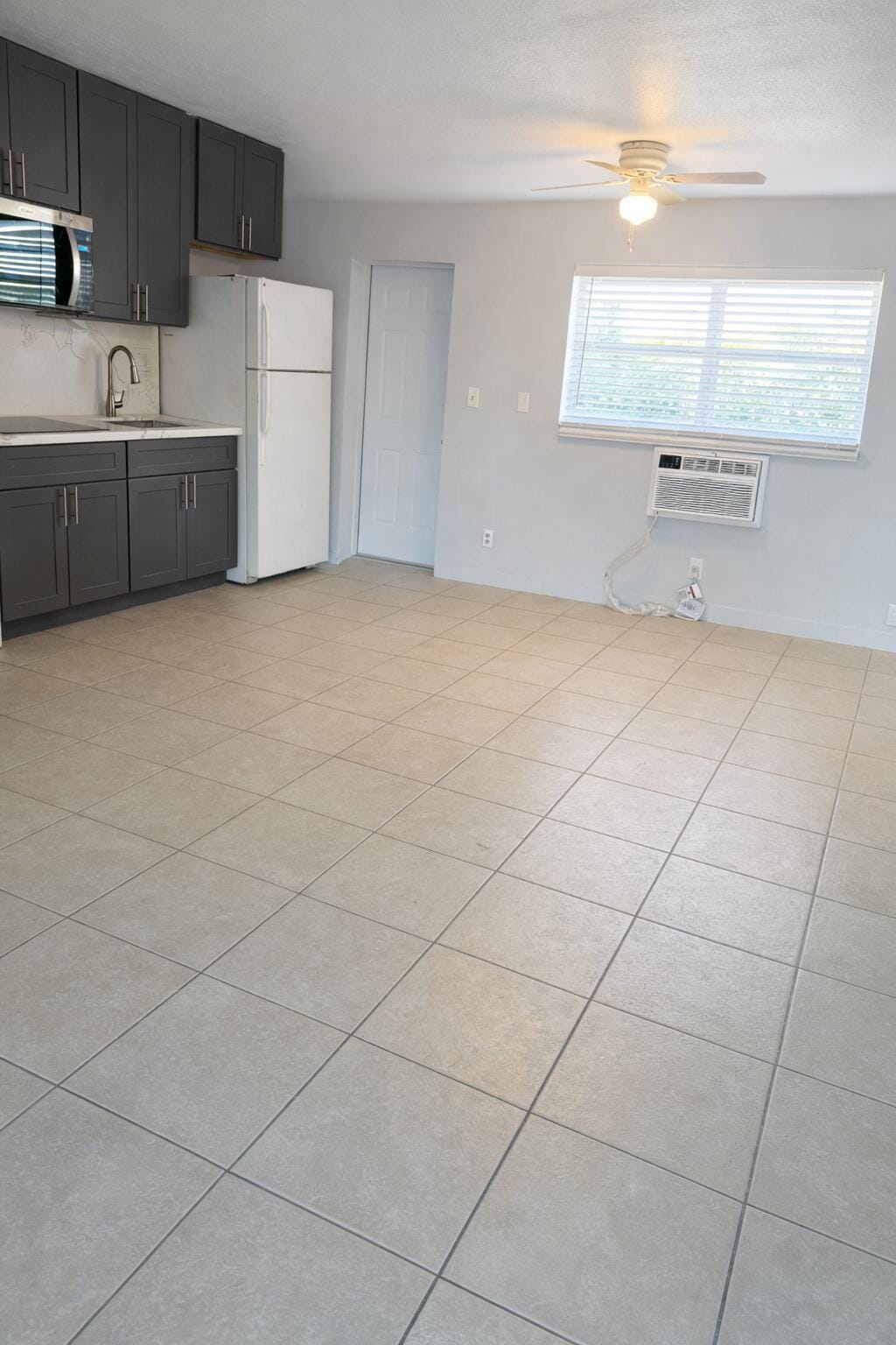 1017 SE 3rd Street 3 — photo 9