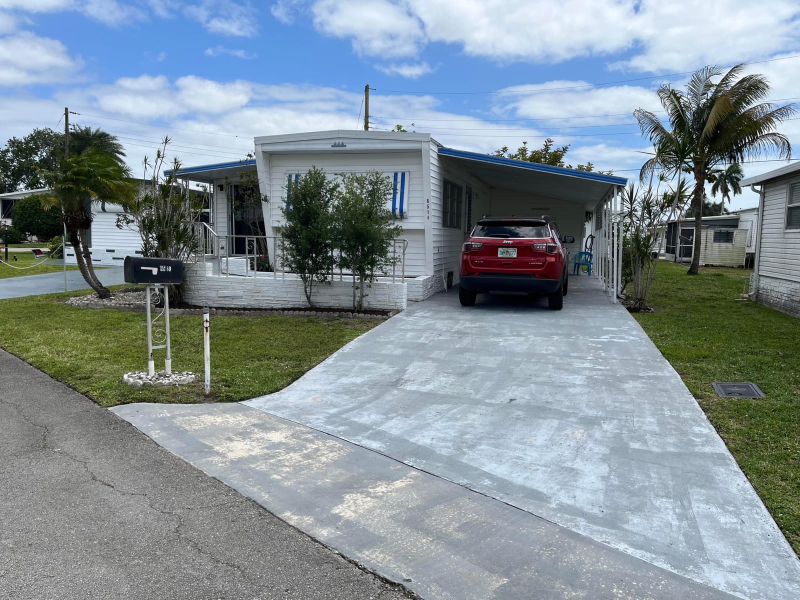 8510 SW 18th Place, Davie, FL 33324 photo 2