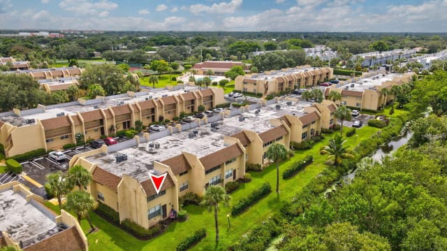 2825 SW 22nd Avenue 201, Delray Beach, FL 33445