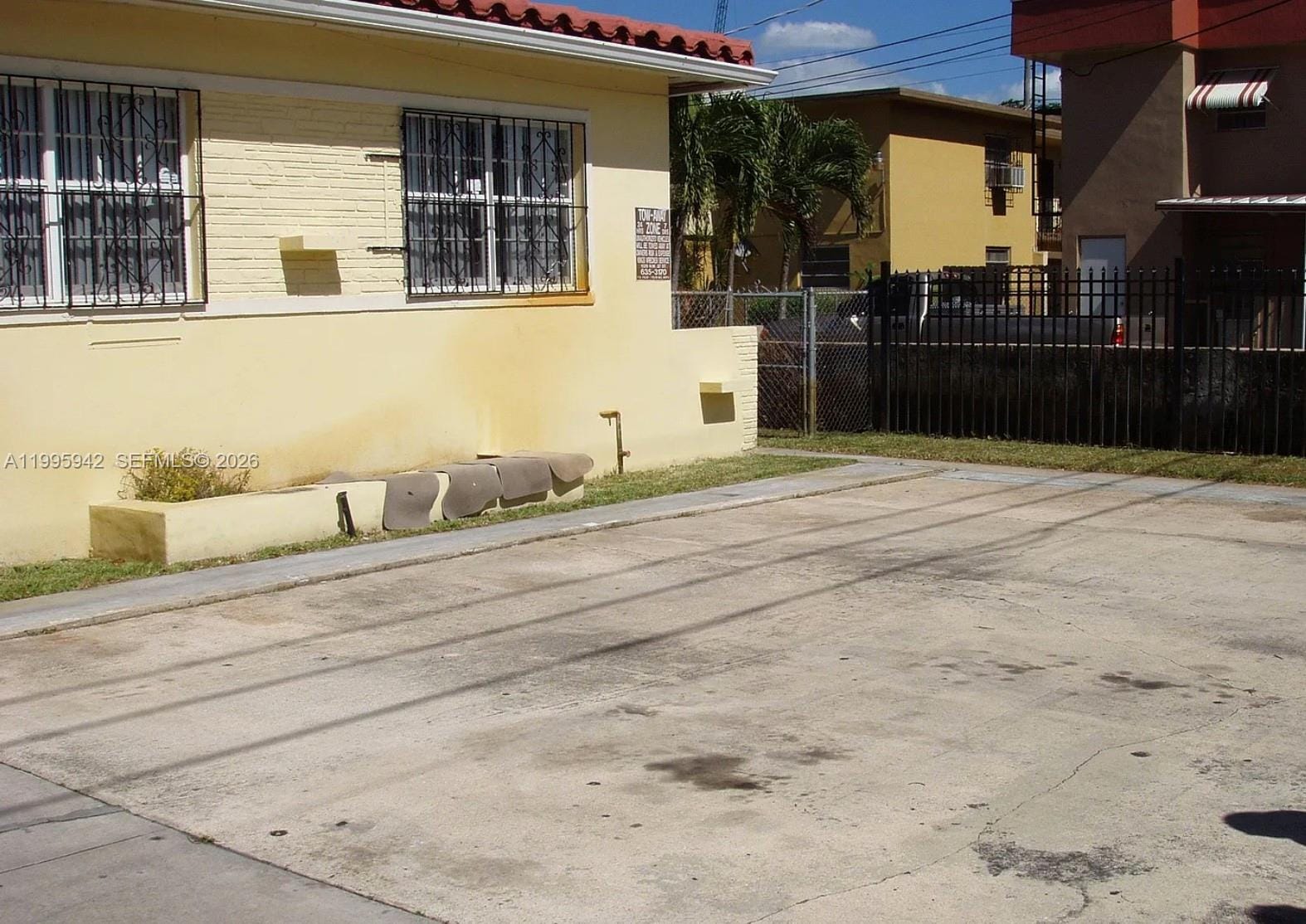 1325 SW 6th Street, Miami, FL 33135 photo 3