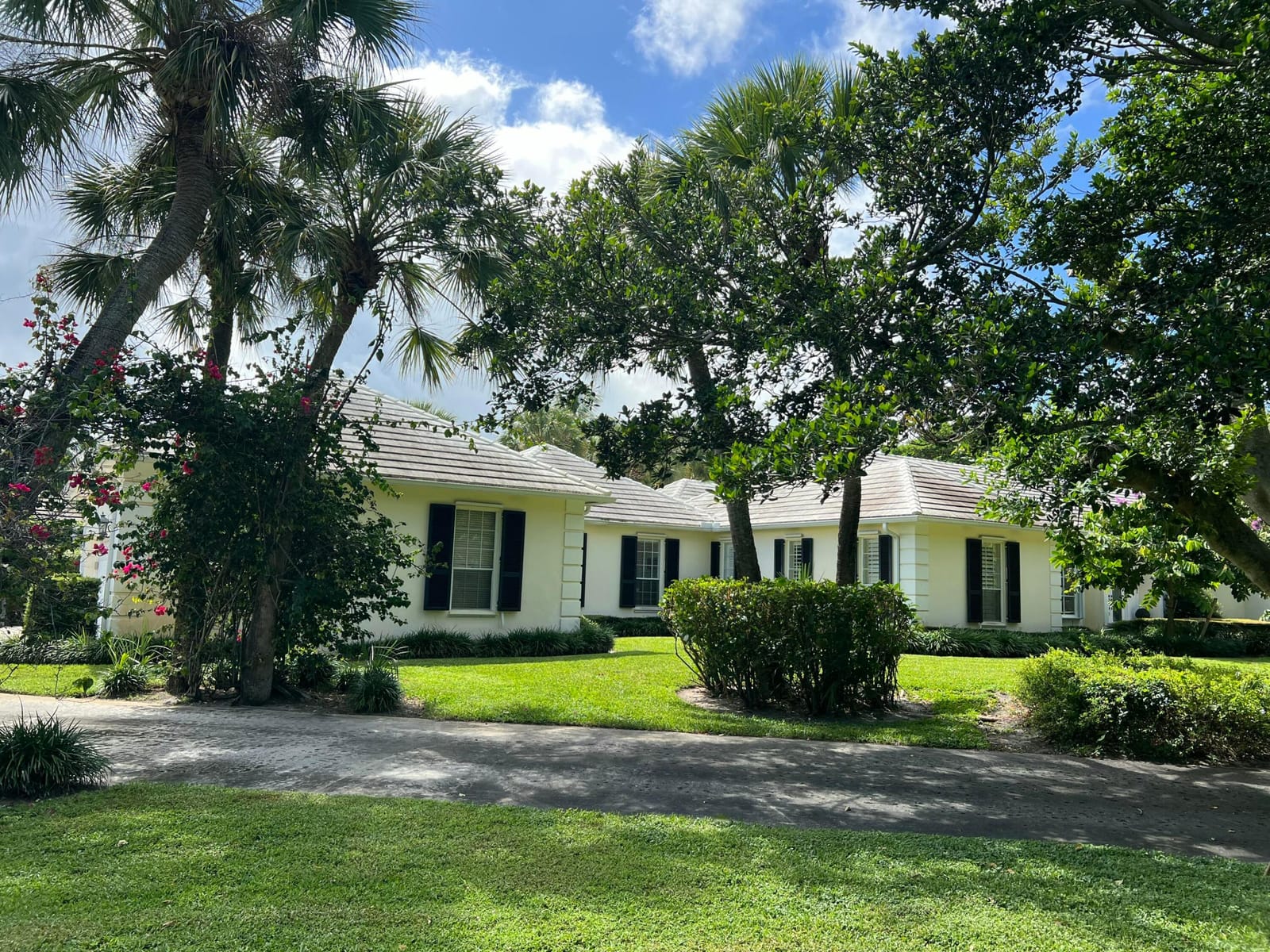 12477 Seminole Boulevard, North Palm Beach, FL 33408