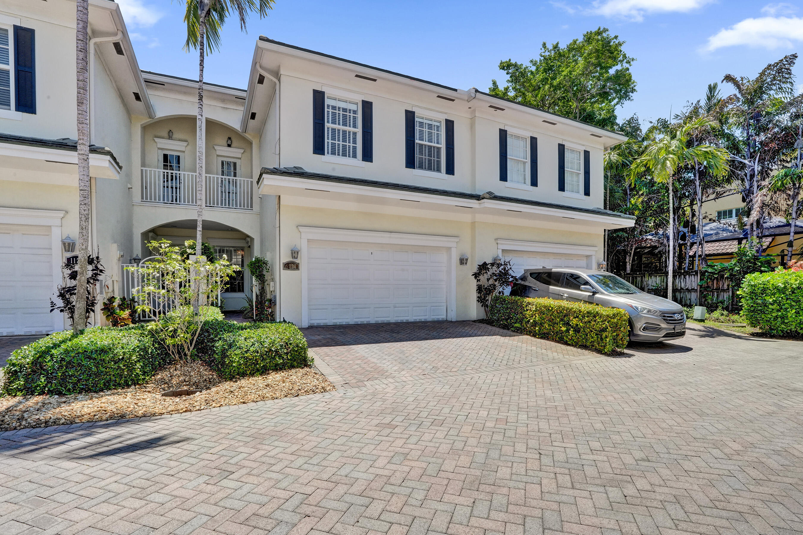 1127 N Victoria Park Road, Fort Lauderdale, FL 33304, Fort Lauderdale