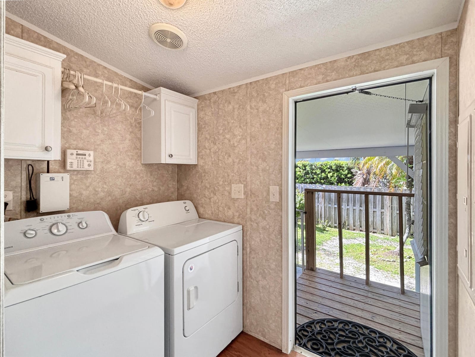 7568 SE Swan Avenue, Hobe Sound, FL 33455 photo 20