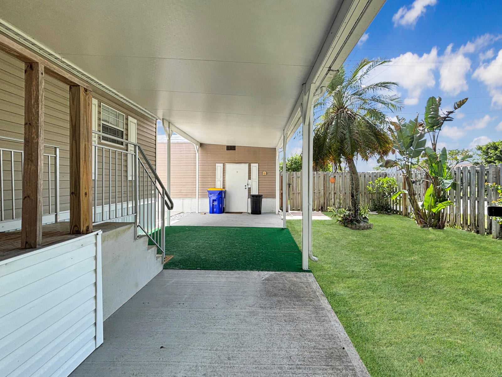 7568 SE Swan Avenue, Hobe Sound, FL 33455 photo 25