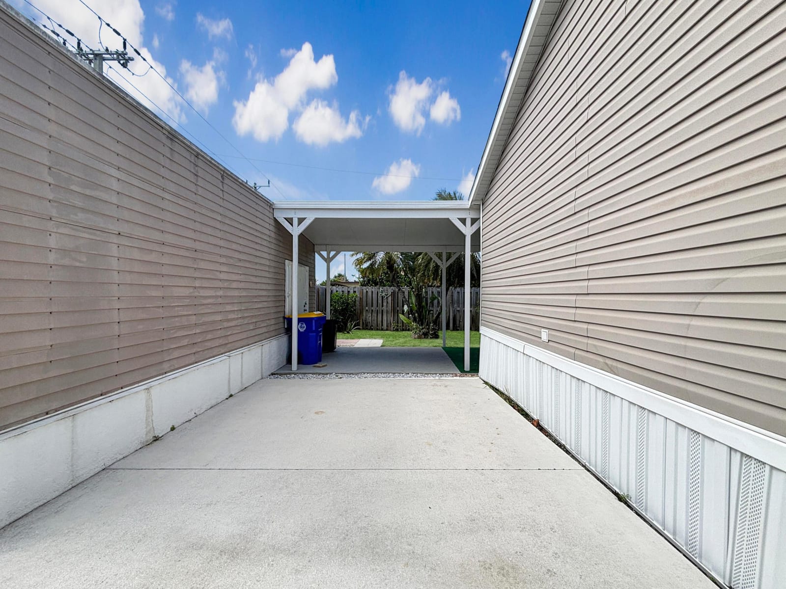 7568 SE Swan Avenue, Hobe Sound, FL 33455 photo 28