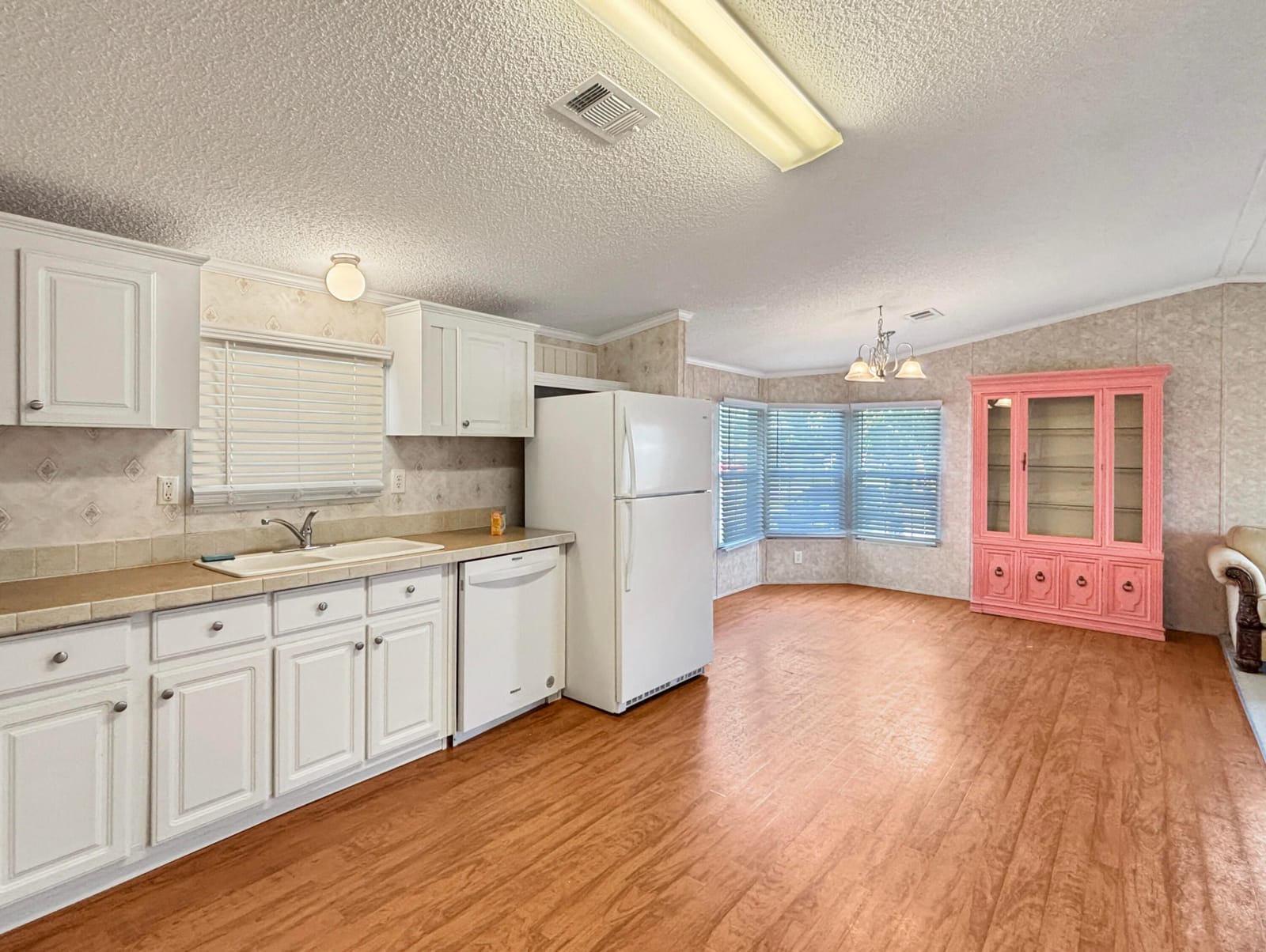 7568 SE Swan Avenue — photo 8