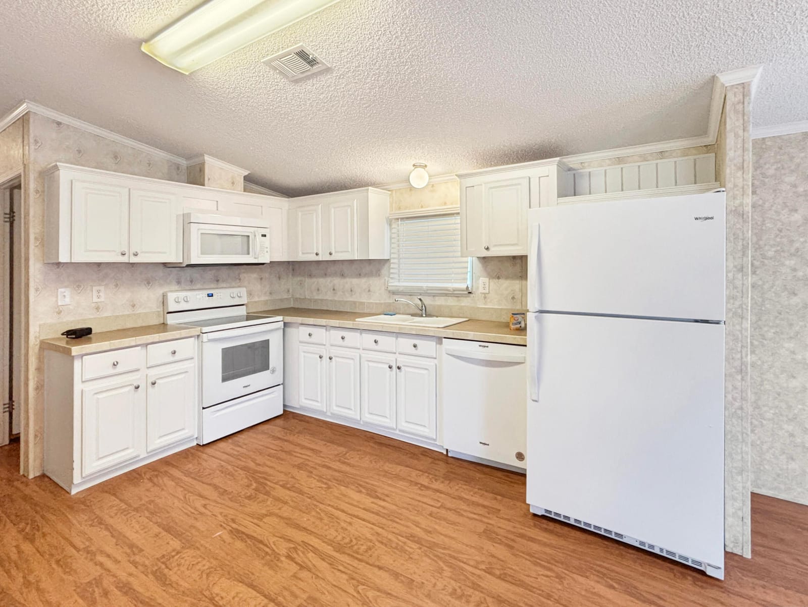 7568 SE Swan Avenue — photo 9