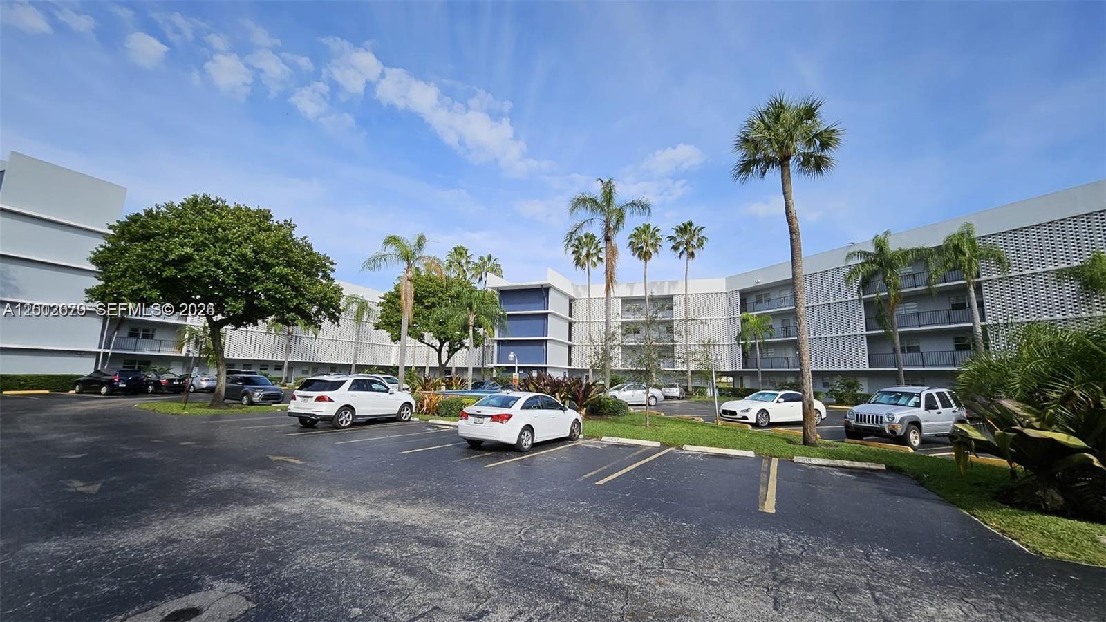871 NE 195 Street 204, Miami, FL 33179, Miami