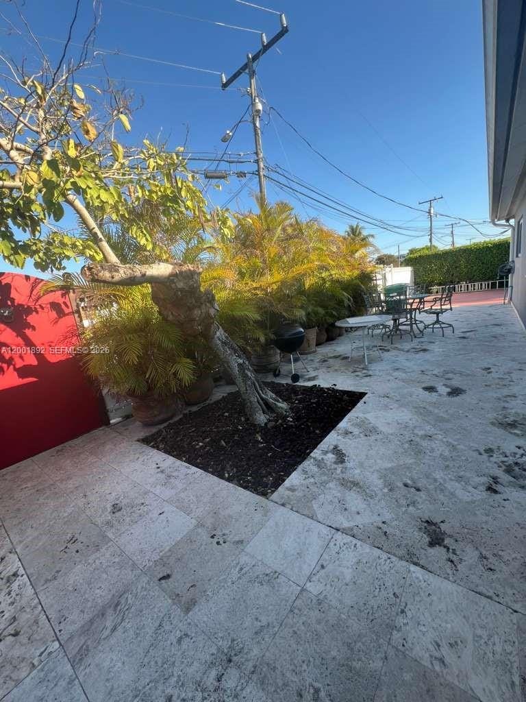 6900 SW 22nd Street, Miami, FL 33155 photo 5