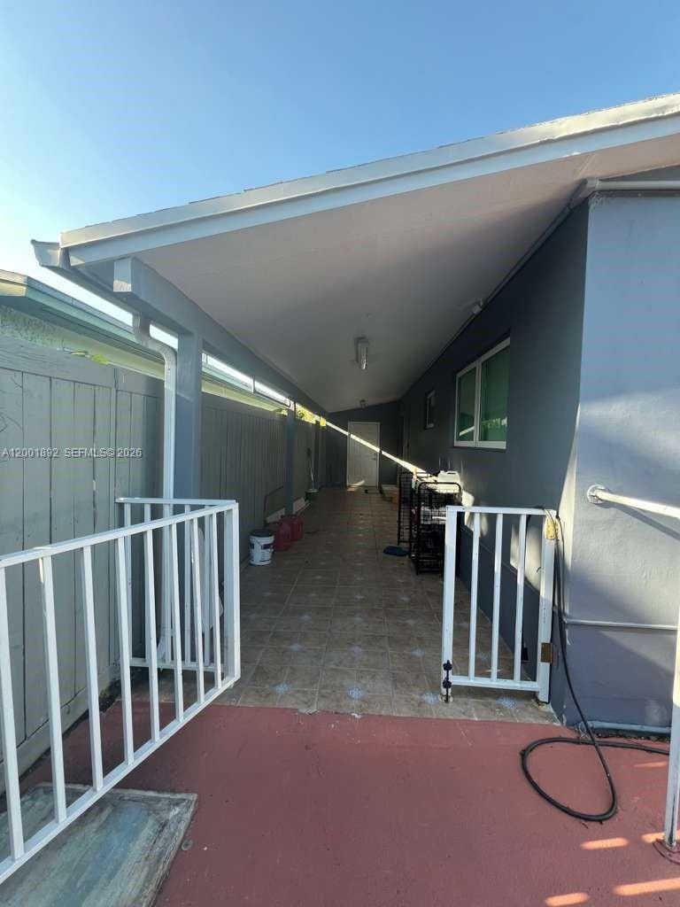 6900 SW 22nd Street, Miami, FL 33155 photo 7