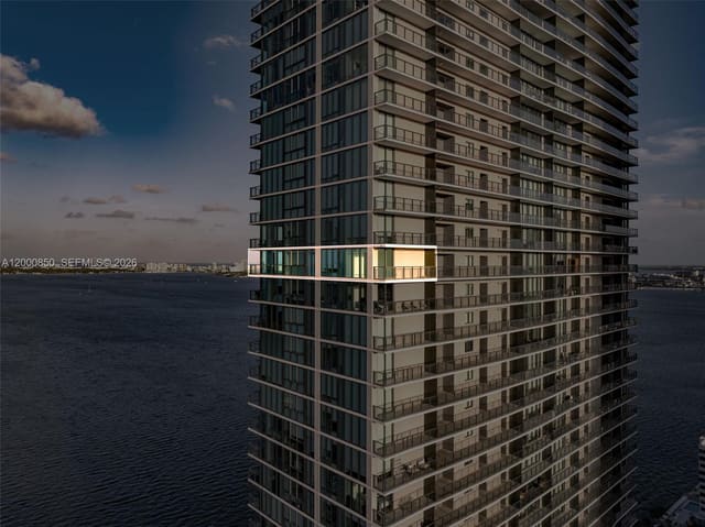 3131 NE 7th Avenue 3306, Miami, FL 33137