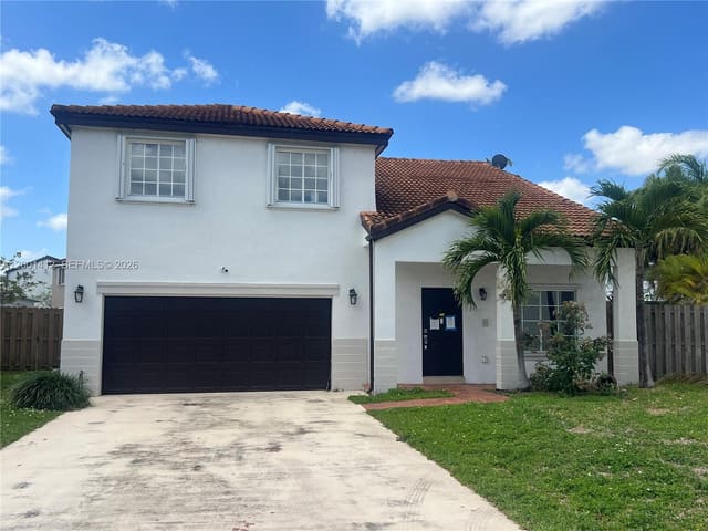 7552 SW 157th Place, sold in Weitzer Lago Mar Homes, Miami, FL