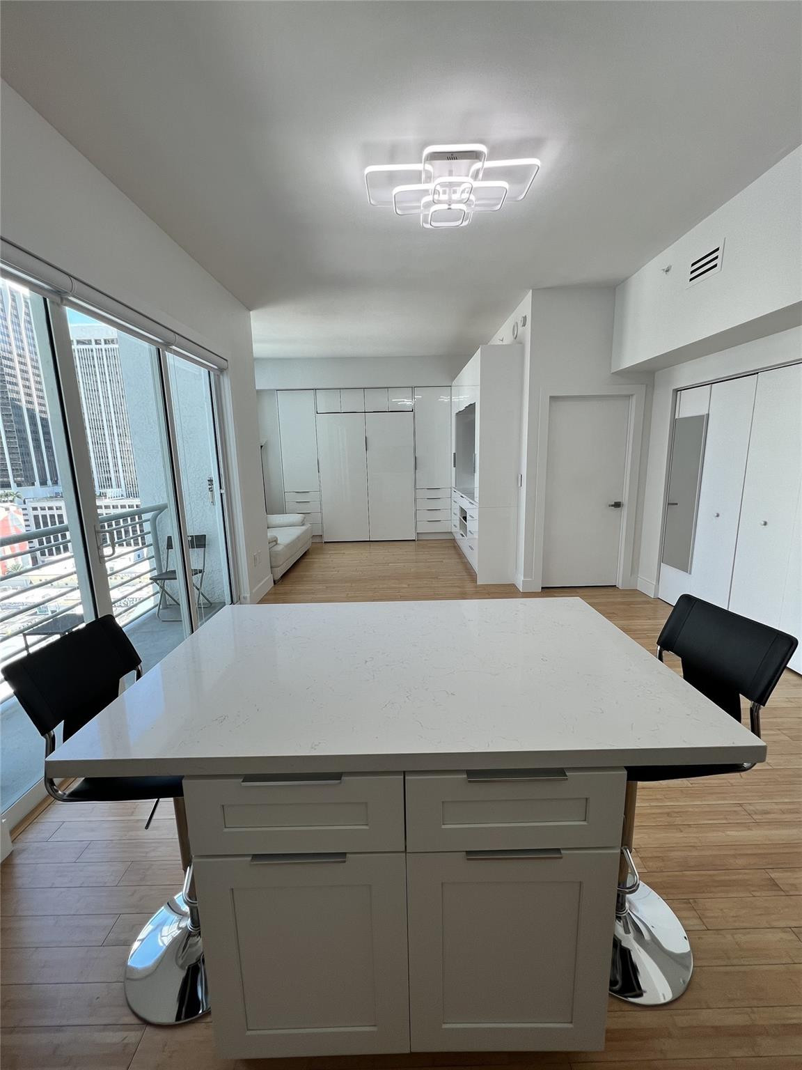 133 NE 2nd Avenue, Miami, FL 33132, Miami