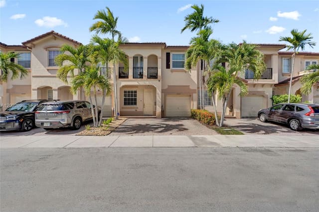 12839 SW 135th Terrace, sold in Courts At Tuscany, Miami, FL