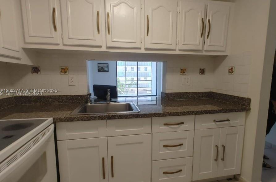 2935 NE 163rd Street 4Q — photo 5