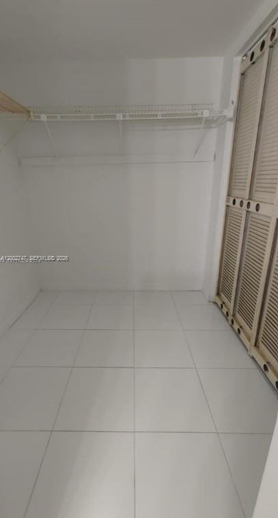 2935 NE 163rd Street 4Q — photo 9