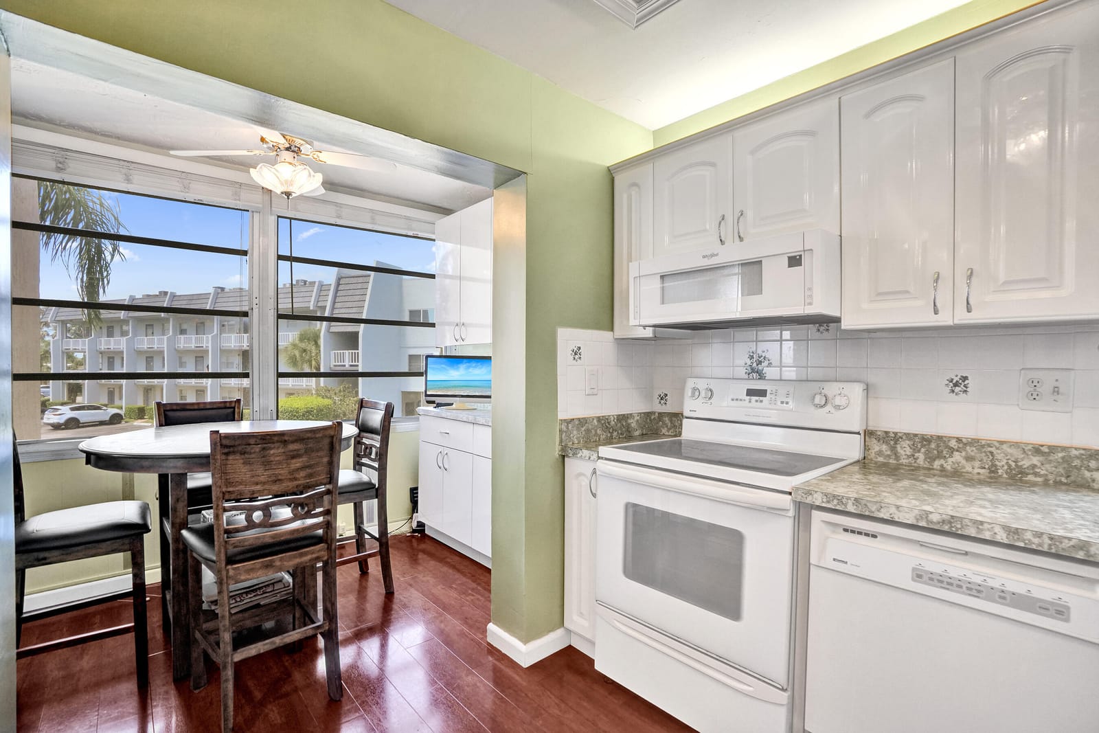 6670 Royal Palm Boulevard 201- K, Margate, FL 33063 photo 5