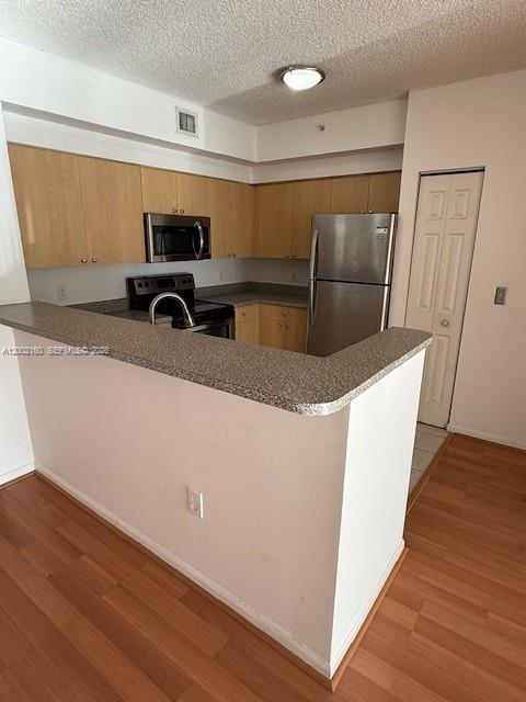 8070 N Nob Hill Road 205, Tamarac, FL 33321, Tamarac