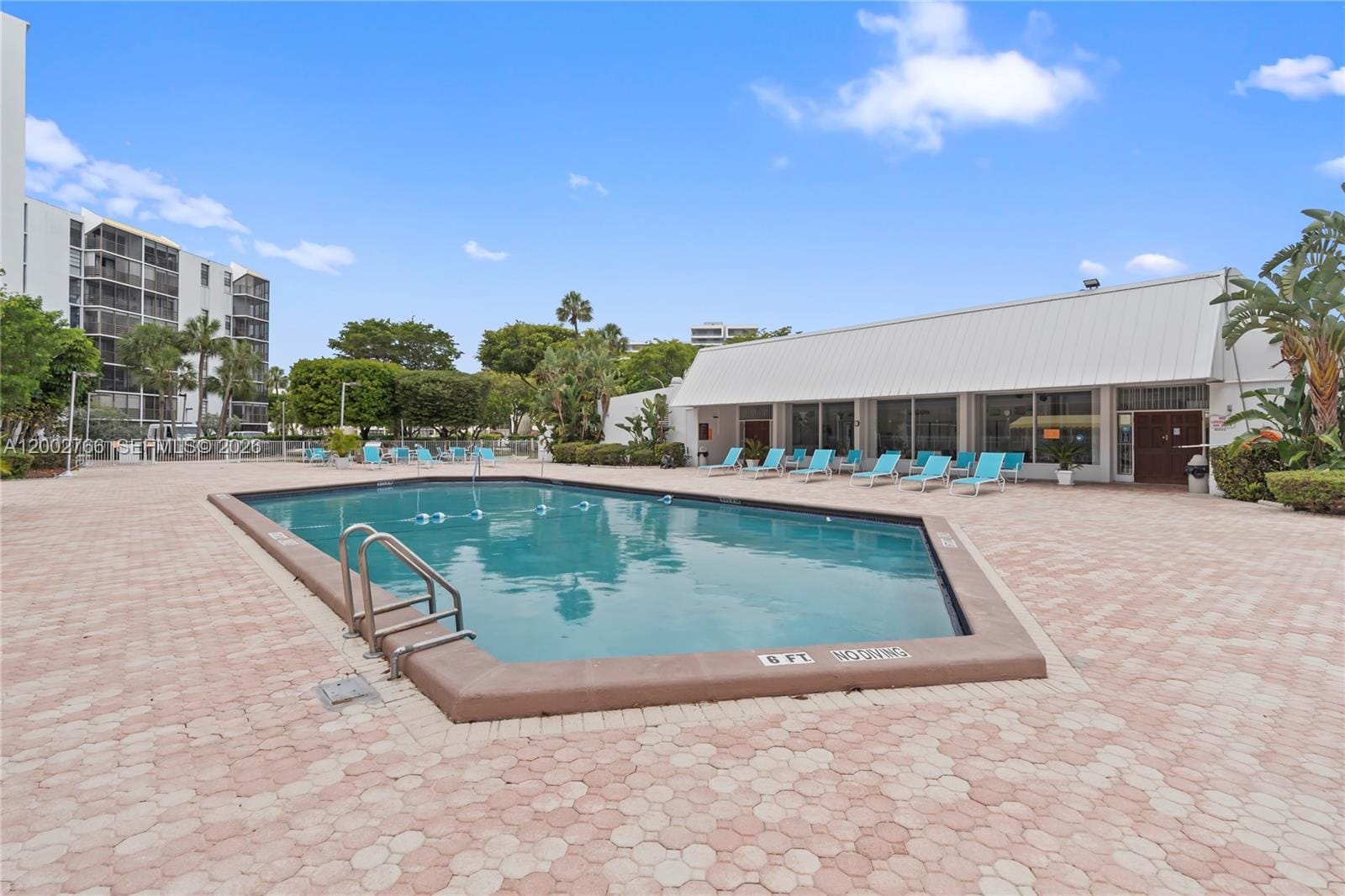 20500 W Country Club Drive 405, Aventura, FL 33180 photo 24