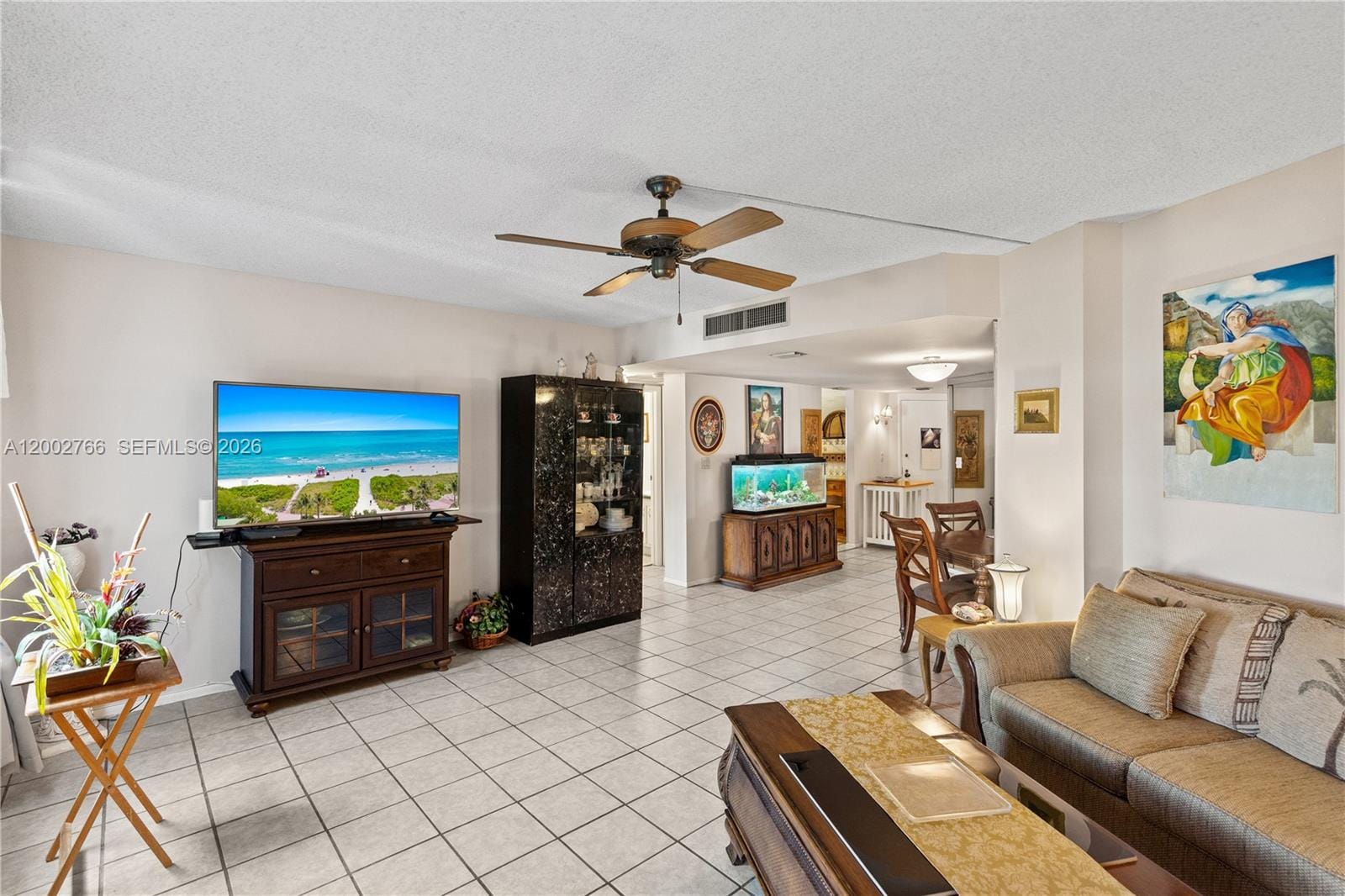 20500 W Country Club Drive 405 — photo 9