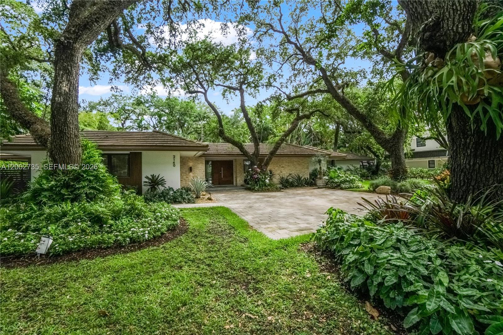 2140 NE 190th Terrace, Miami, FL 33179, Miami