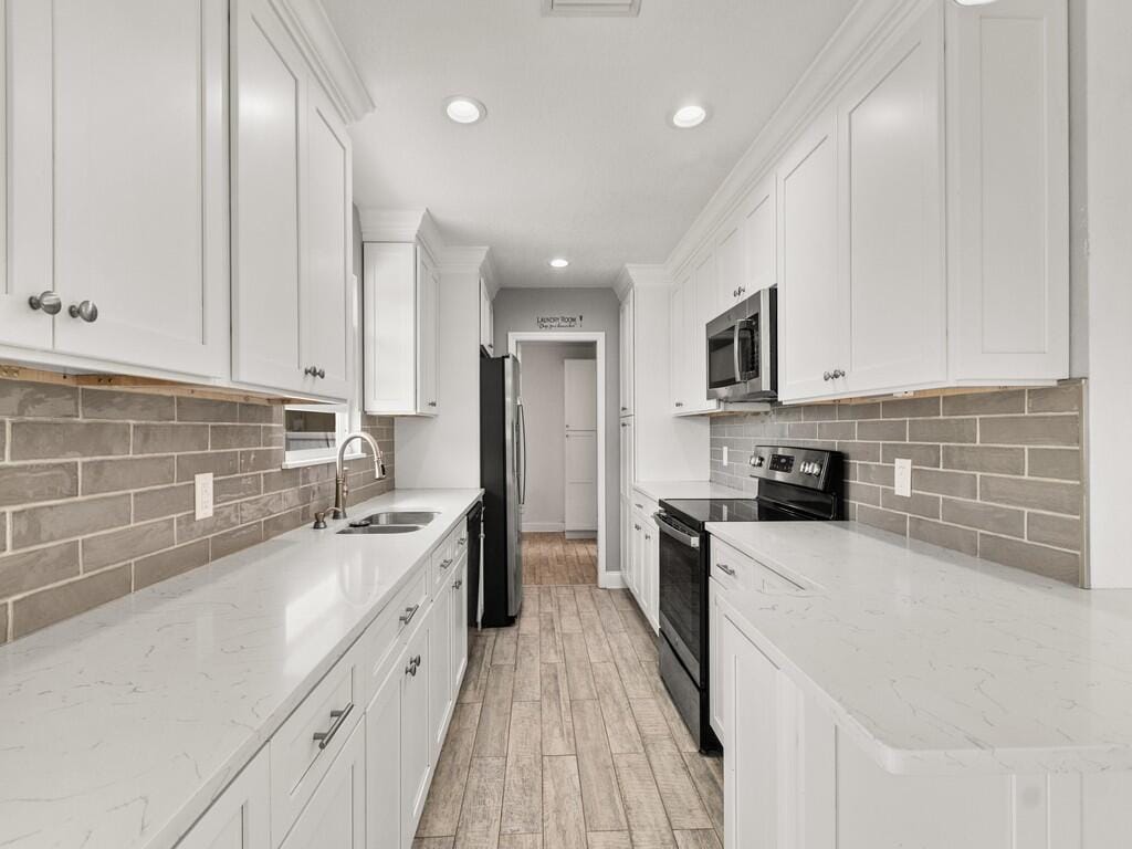 980 SW Connecticut Terrace — photo 11