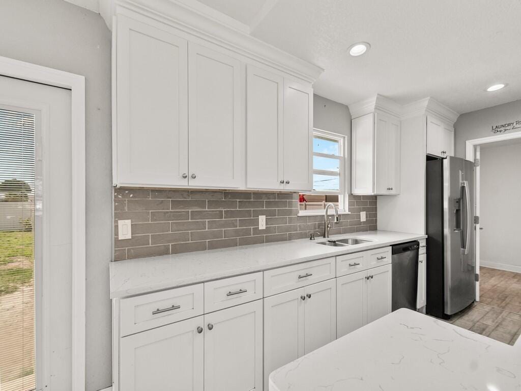 980 SW Connecticut Terrace — photo 9