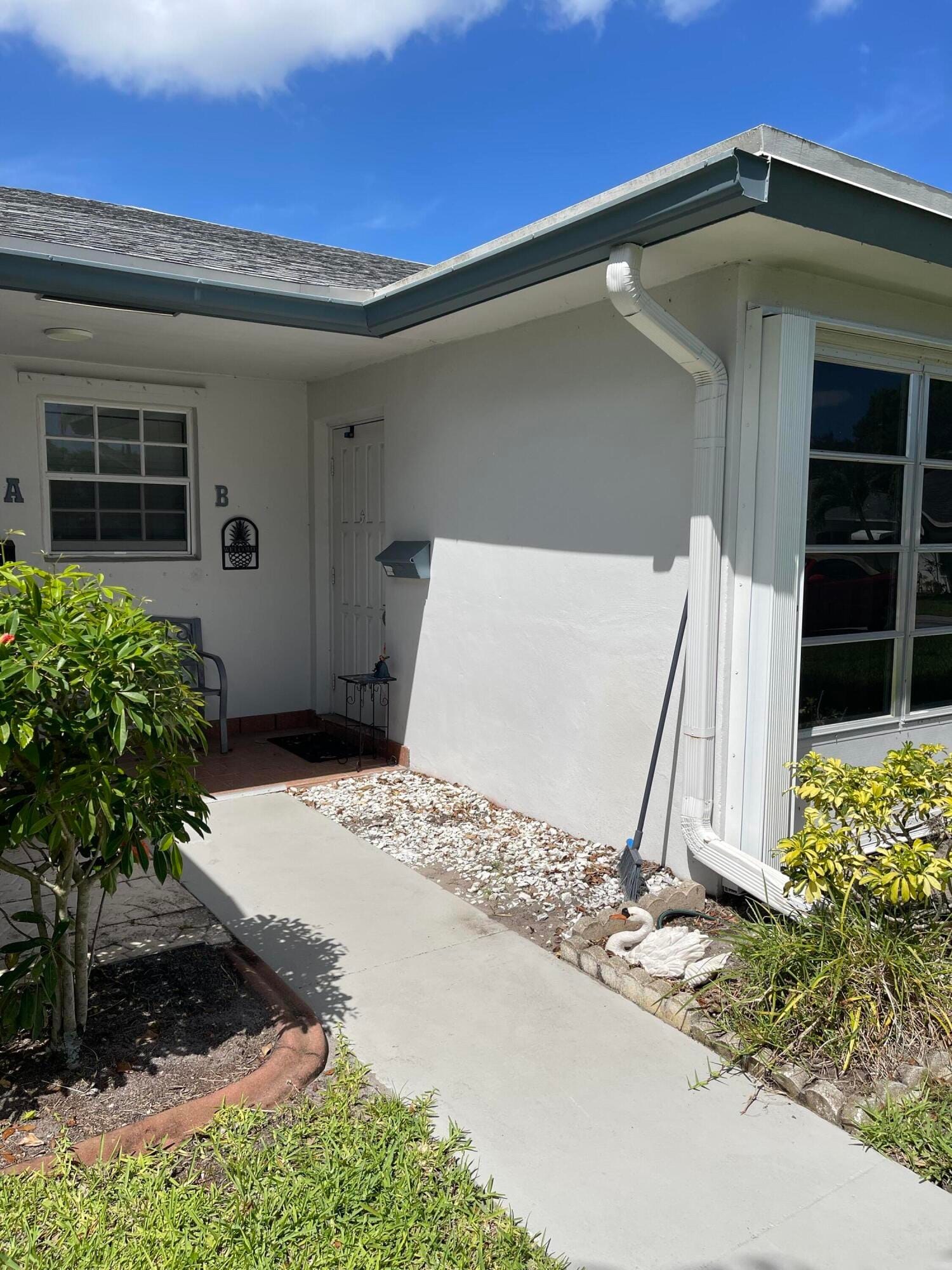 1137 South Drive B, Delray Beach, FL 33445 photo 4