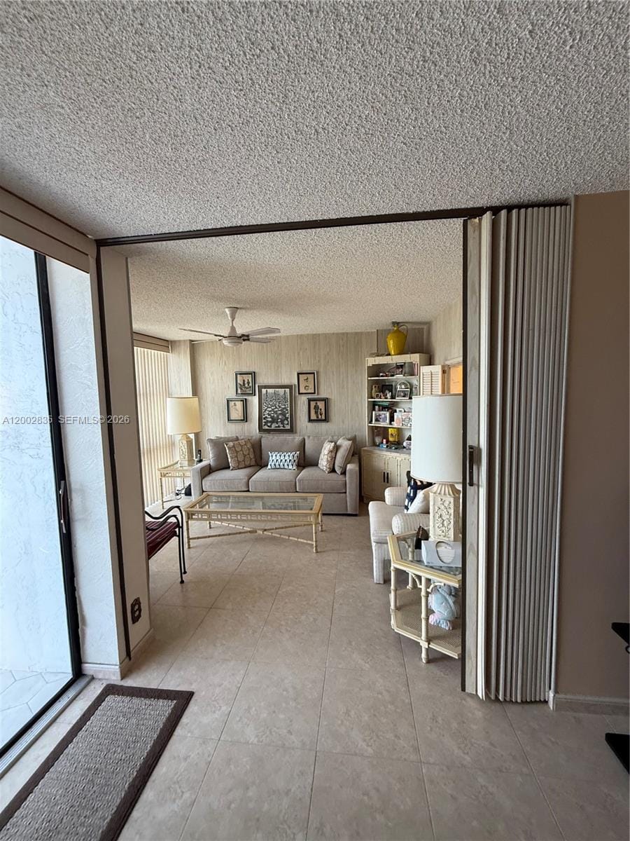 1000 Parkview Drive 407 — photo 5