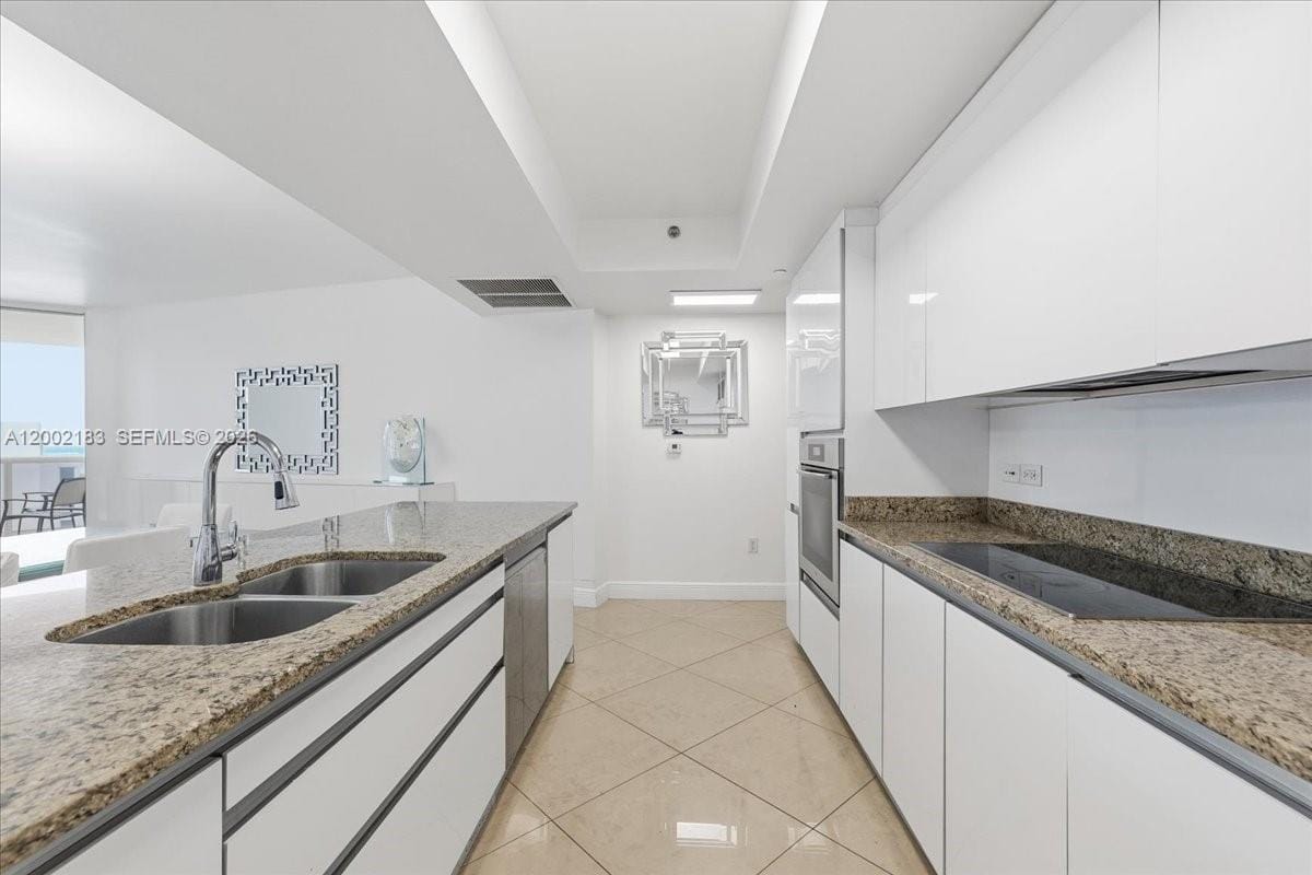 17201 Collins Avenue 1107 — photo 6