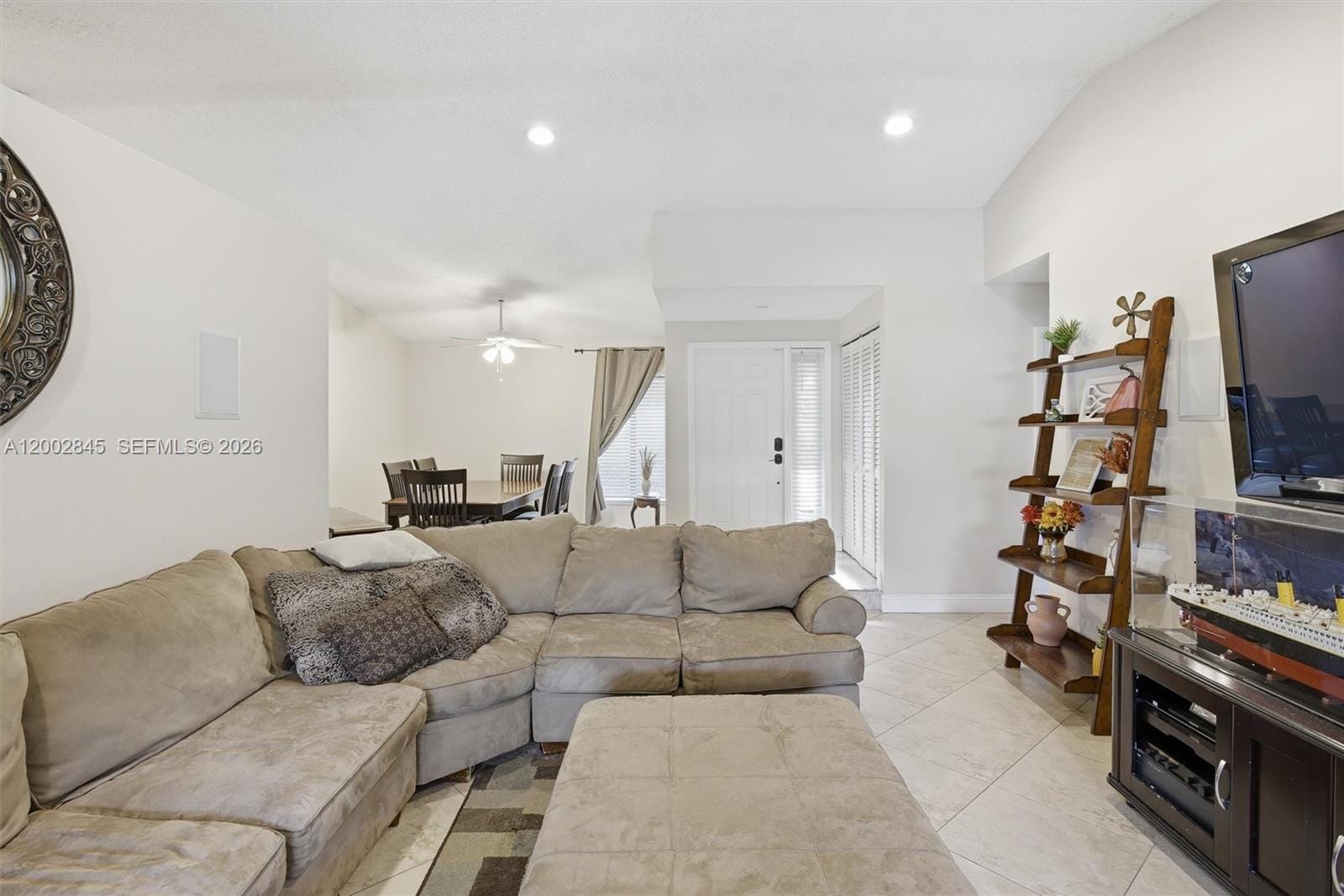 921 Monticello Avenue — photo 3