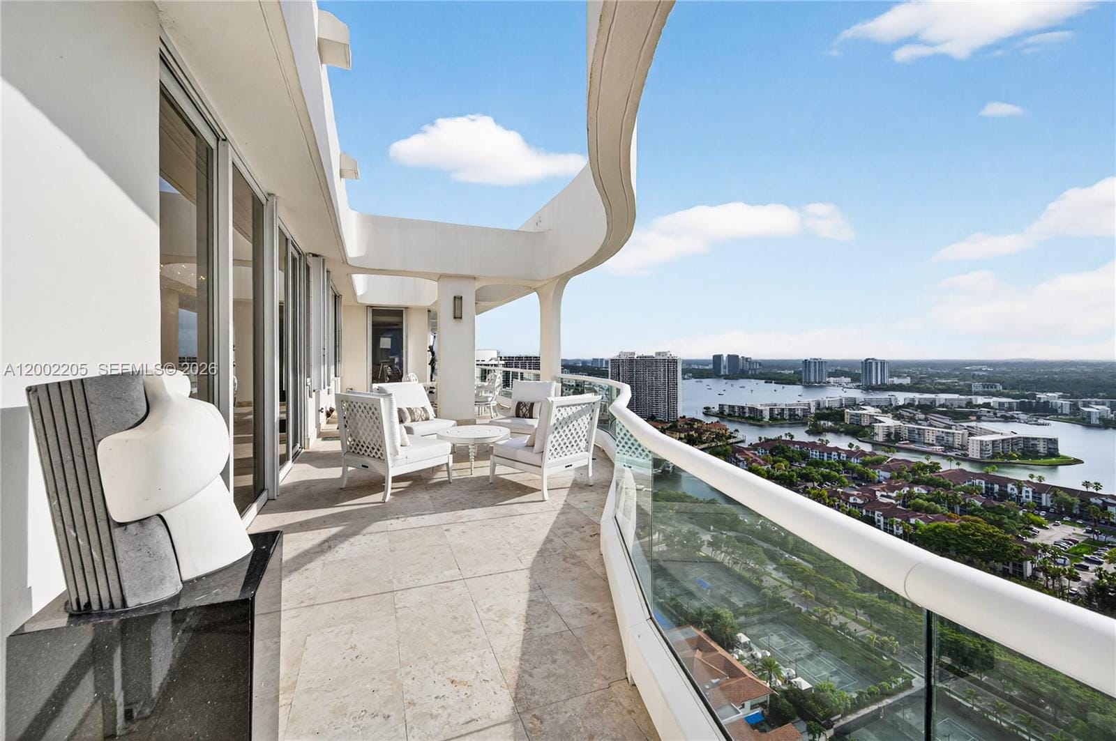 7000 Island Boulevard PH-02, Aventura, FL 33160 photo 16