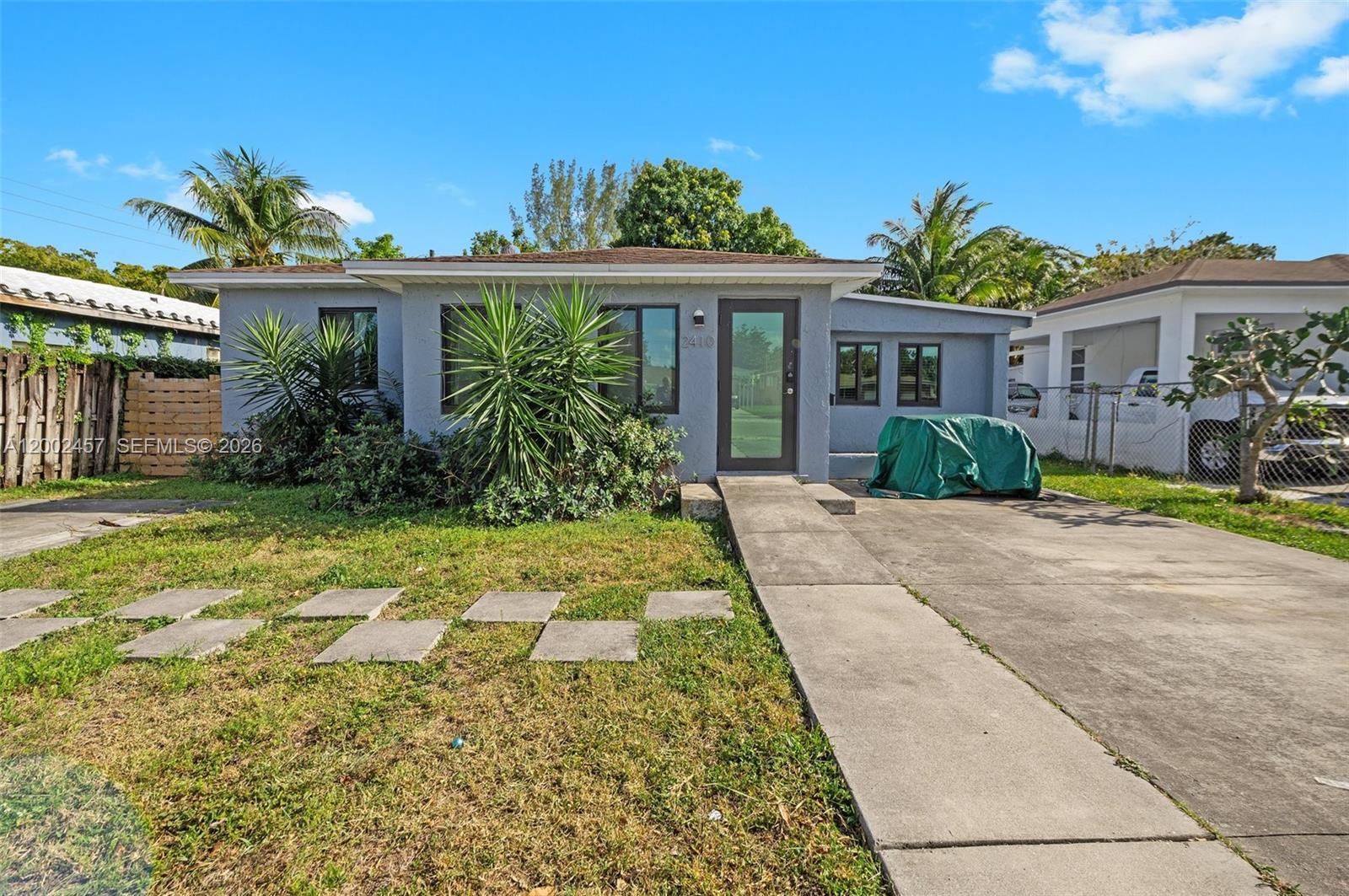 2410 Jackson Street, Hollywood, FL 33020, Hollywood