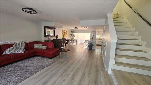 16446 NE 27th Place 38, North Miami Beach, FL 33160