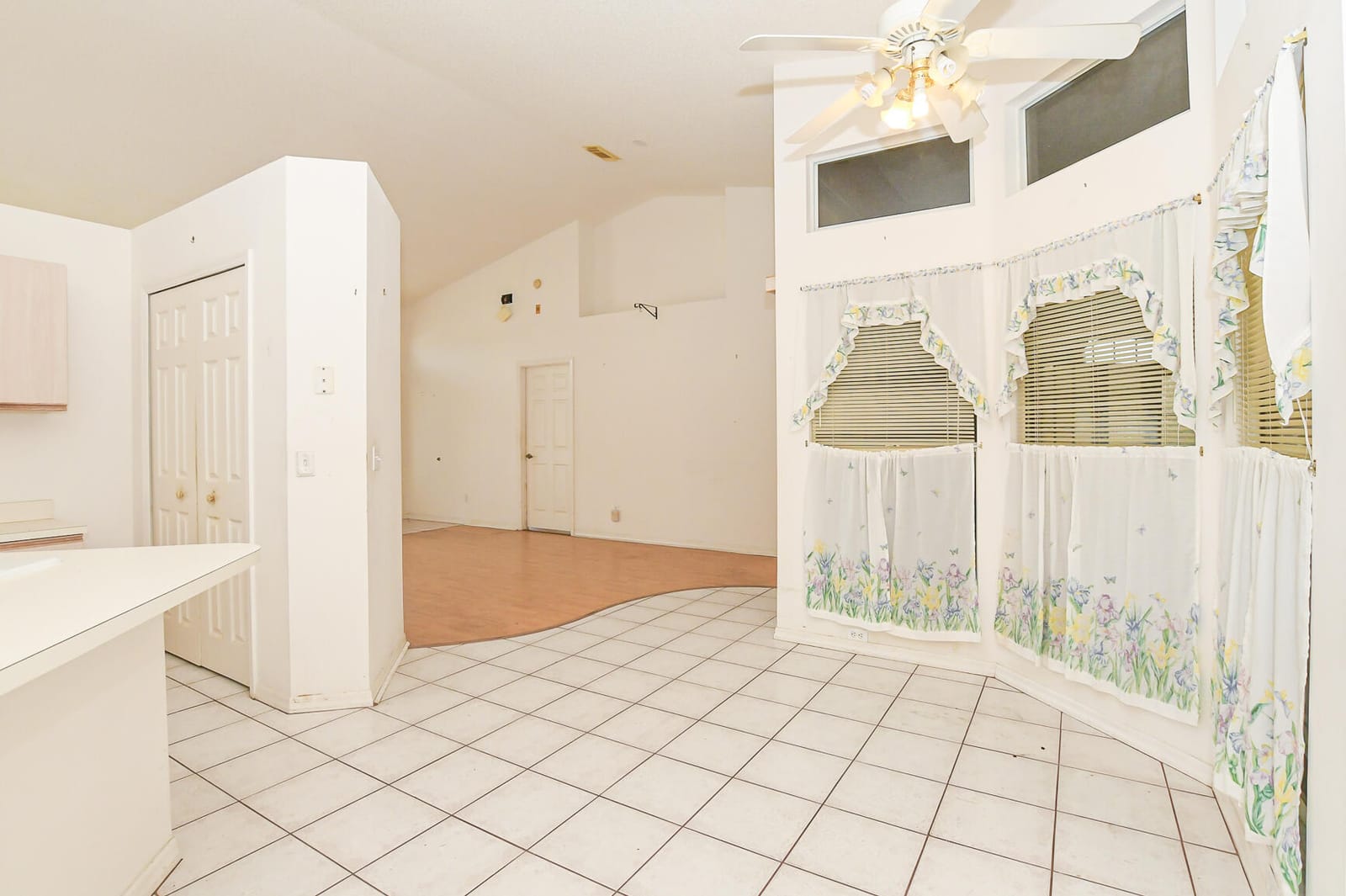 1810 SW Mcallister Lane — photo 12