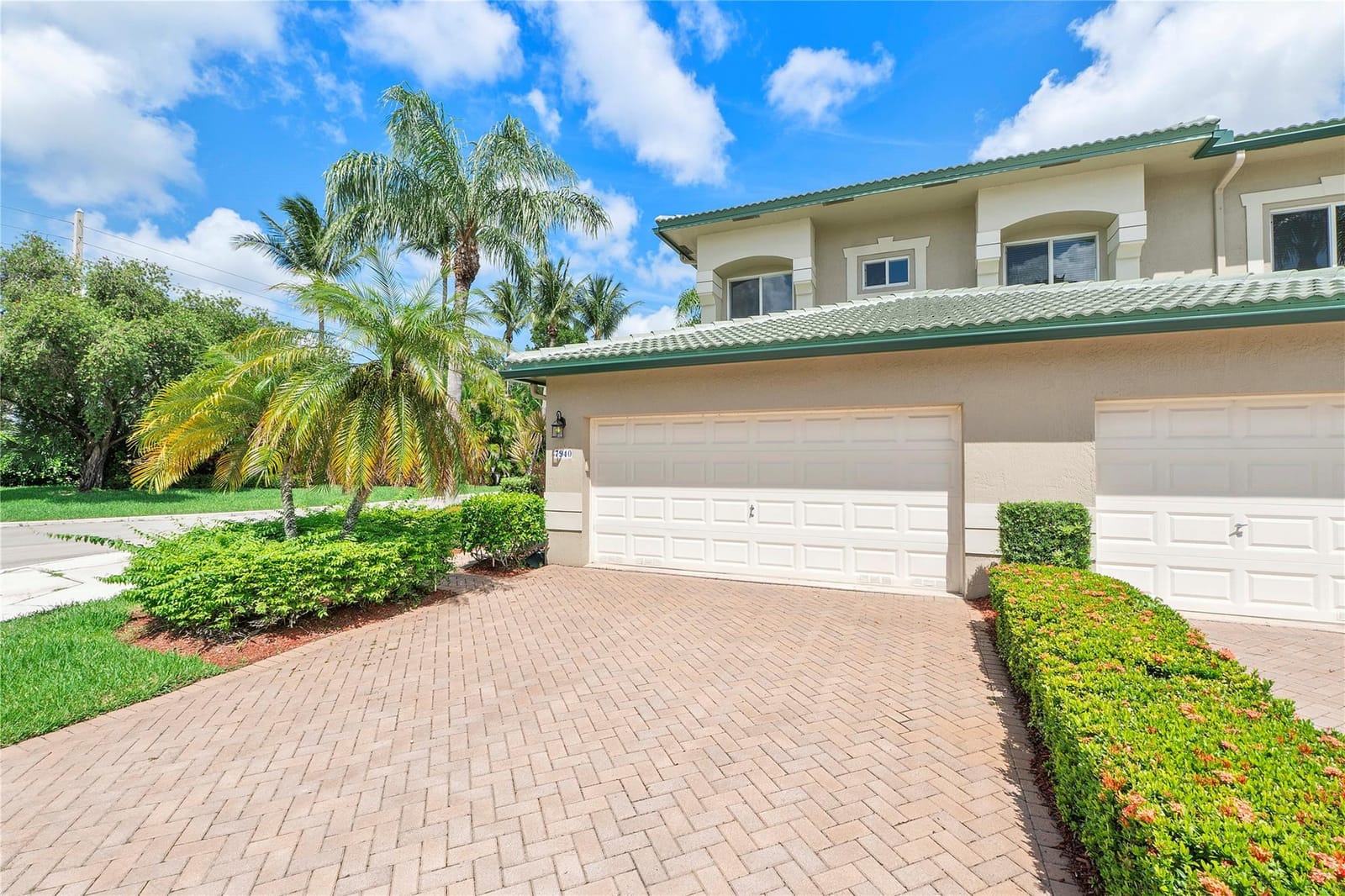 7940 Exeter Circle E 201, Tamarac, FL 33321 photo 2