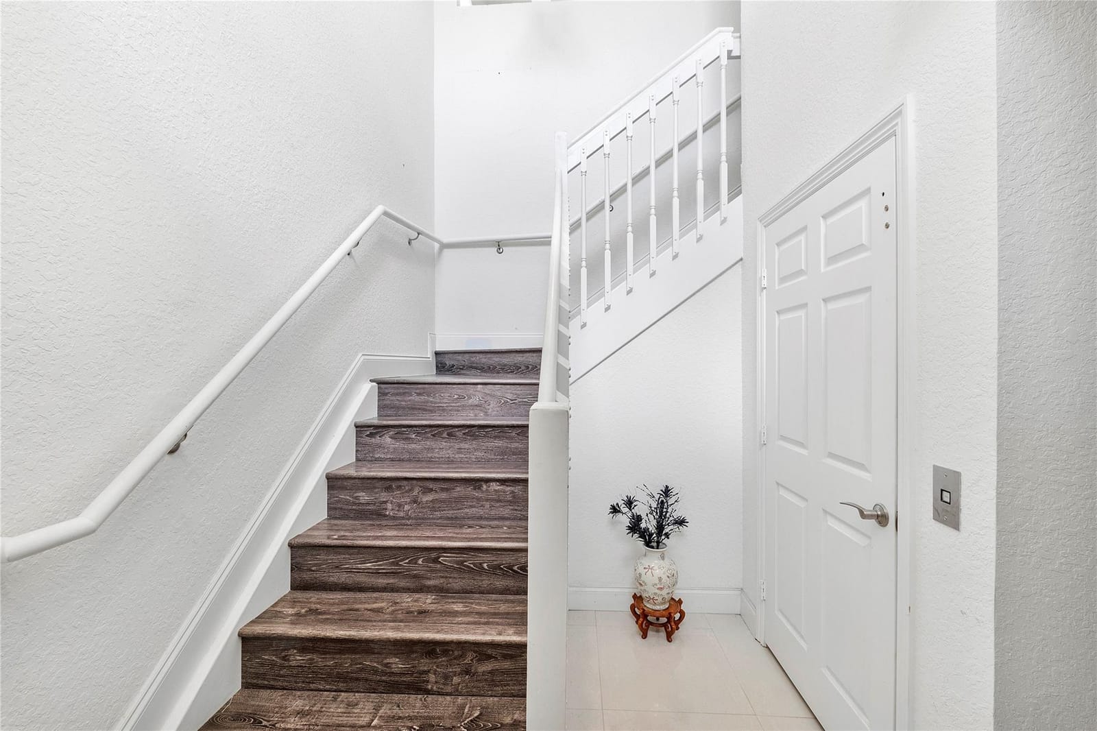7940 Exeter Circle E 201, Tamarac, FL 33321 photo 4